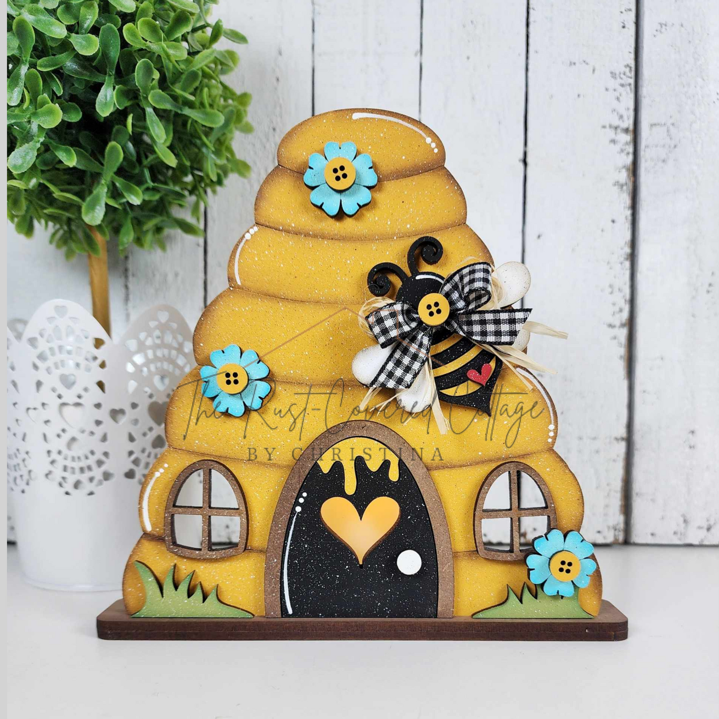Honey Bee Shelf Sitter Trio – DIY Wood Kit Set, Laser Cut 1/4" Birch