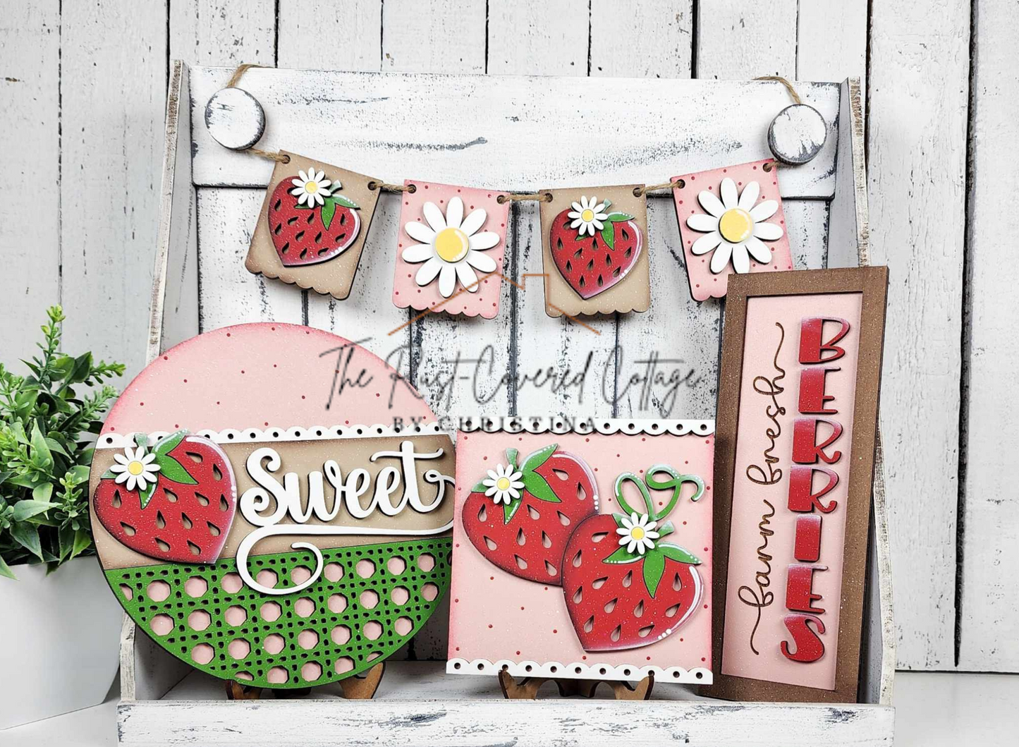 Berry Sweet Decor Set | Laser Cut DIY Wood Kit