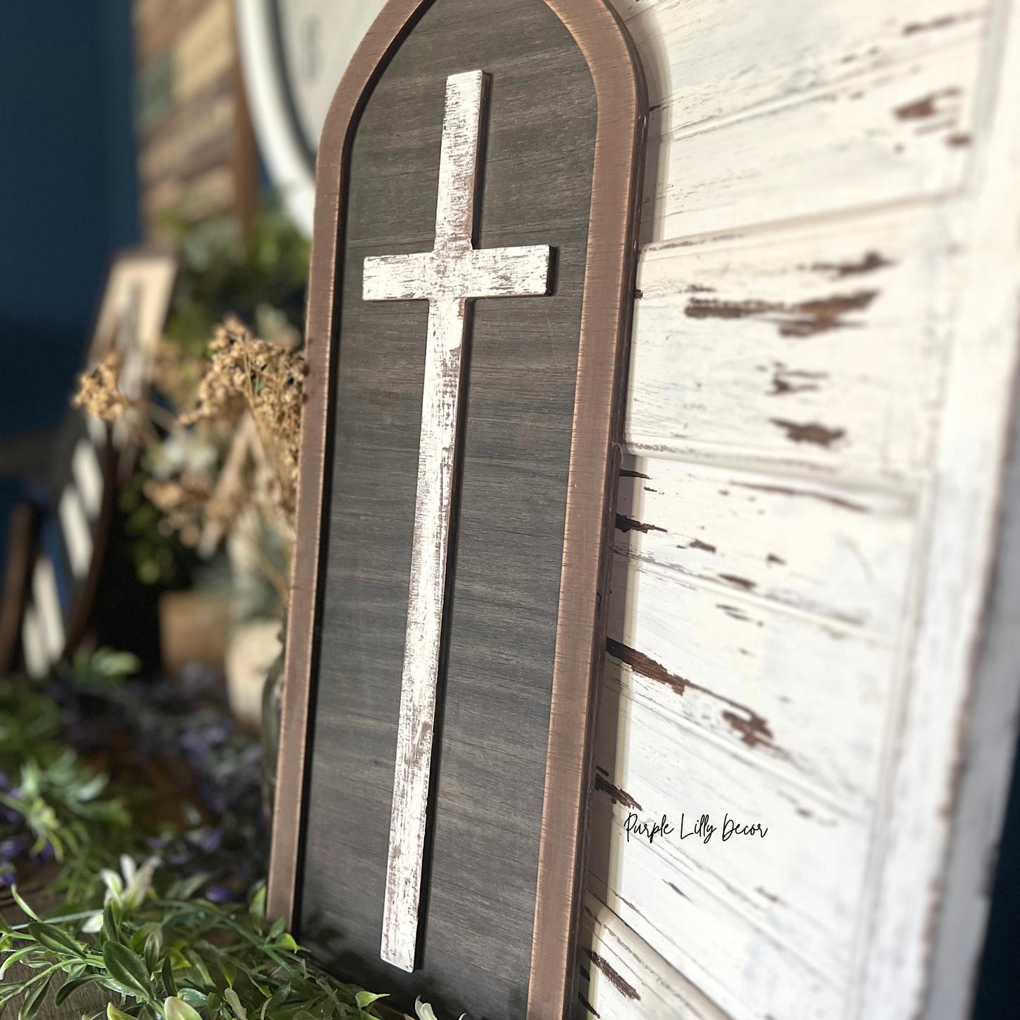 Elegant Arched Cross