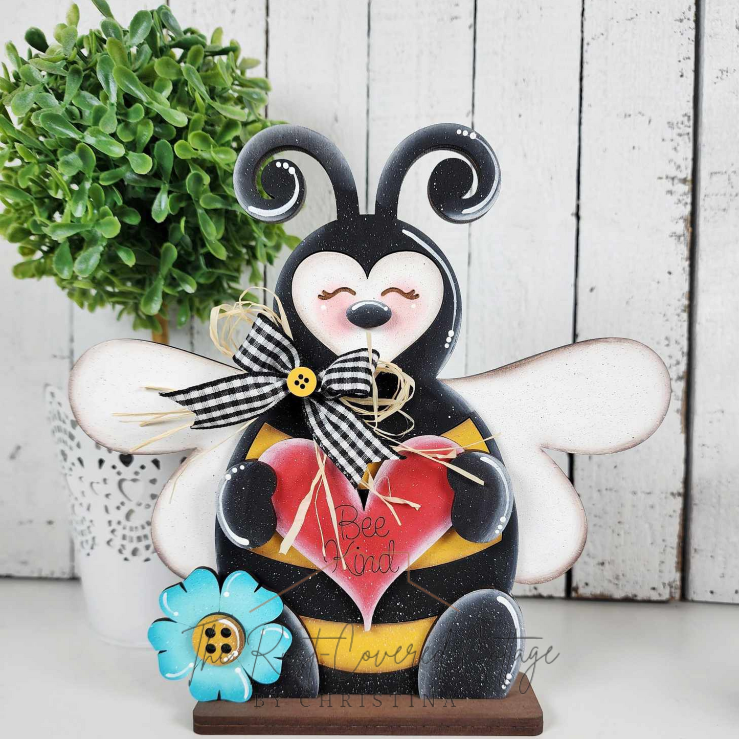 Honey Bee Shelf Sitter Trio – DIY Wood Kit Set, Laser Cut 1/4" Birch