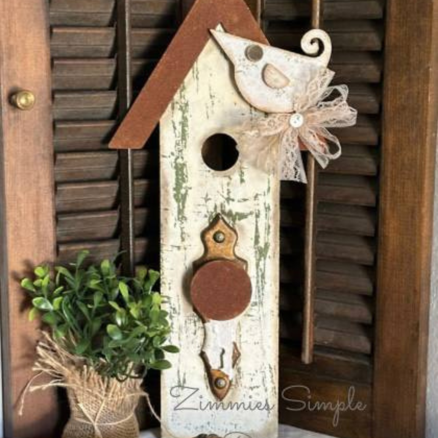 Birdhouse with Doorknob