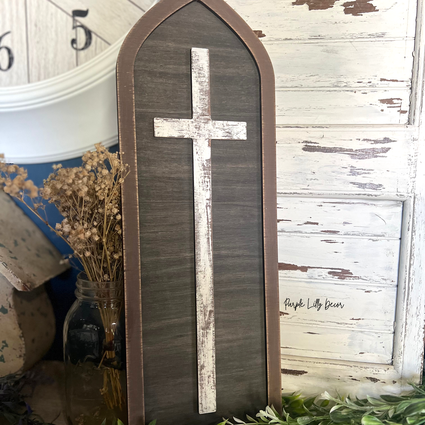 Elegant Arched Cross