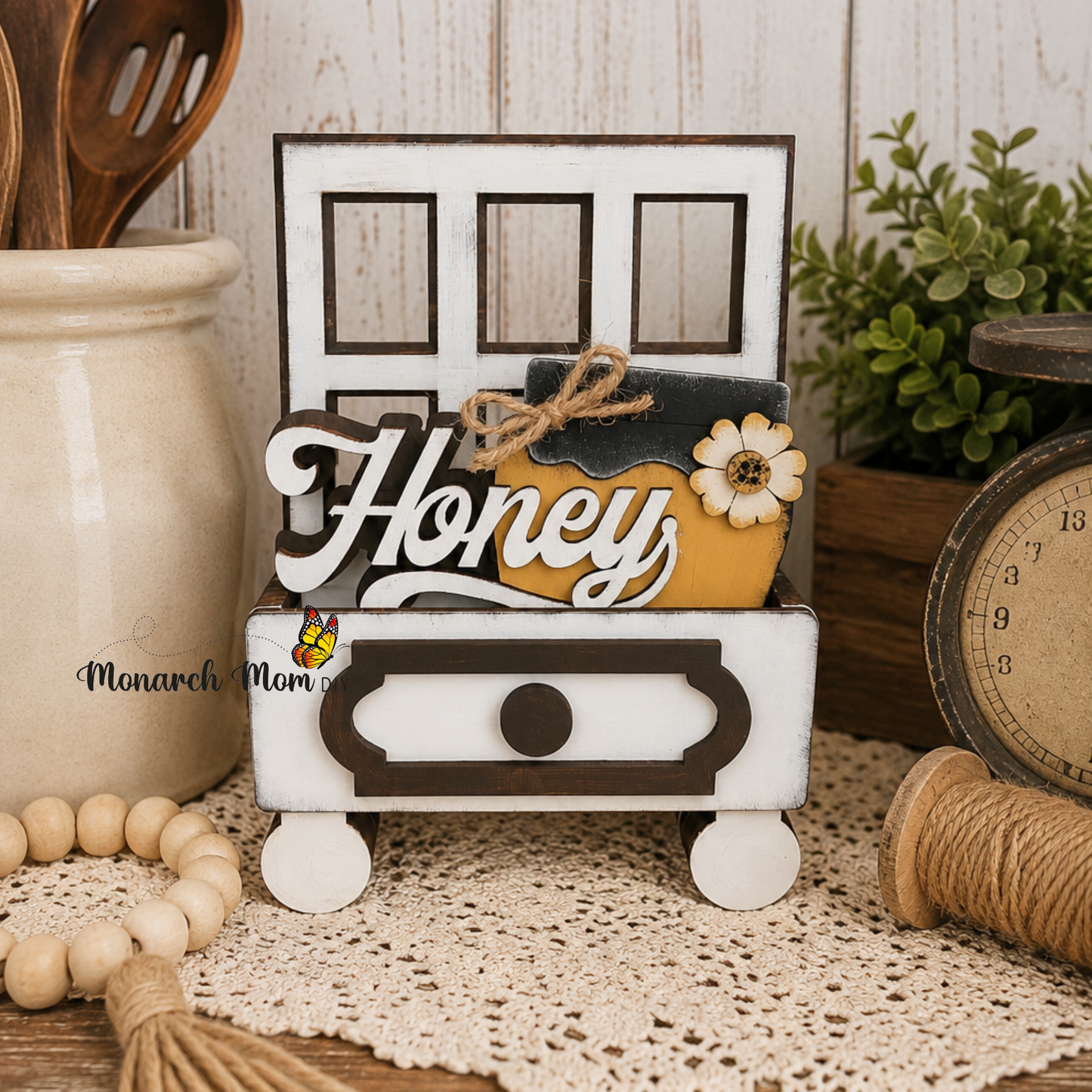 Honey Bee Cottage Drawer Insert